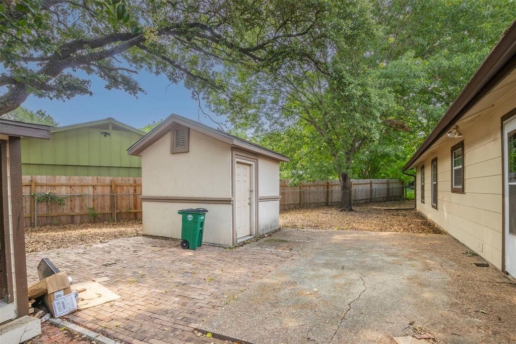 2520 Bitter Creek Dr - Photo 22