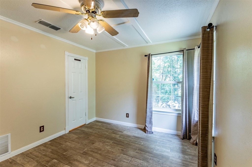 2520 Bitter Creek Dr - Photo 7