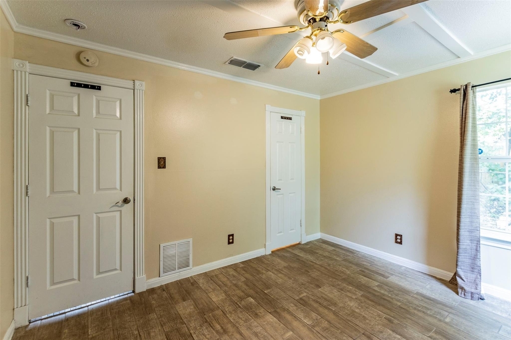 2520 Bitter Creek Dr - Photo 6