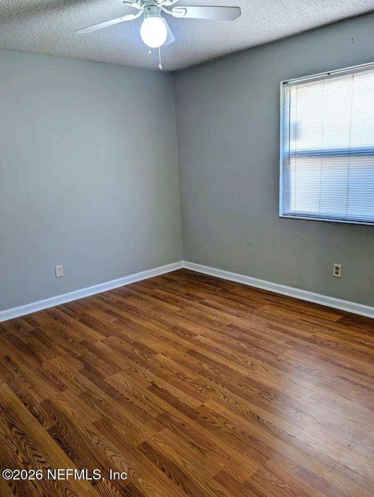 408 13th Avenue N - Photo 4