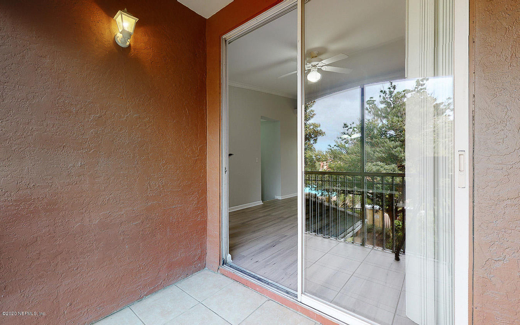 10075 Gate Parkway N - Photo 27