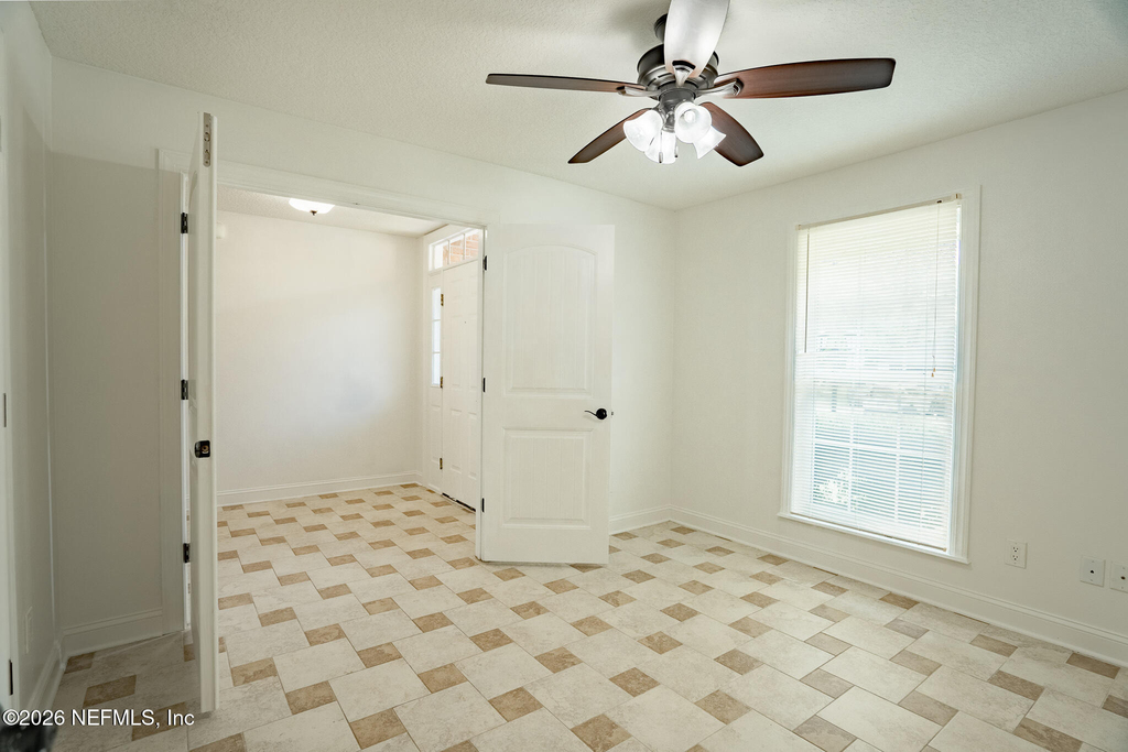 10355 Shelby Creek Road S - Photo 4