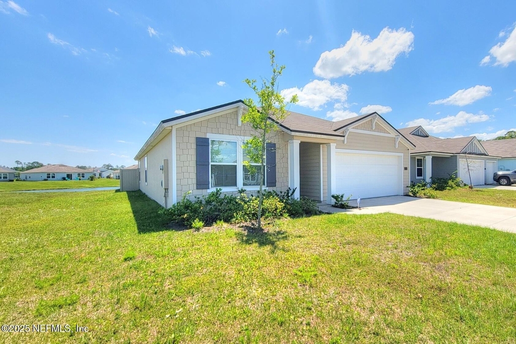 121 Aveiro Way - Photo 1