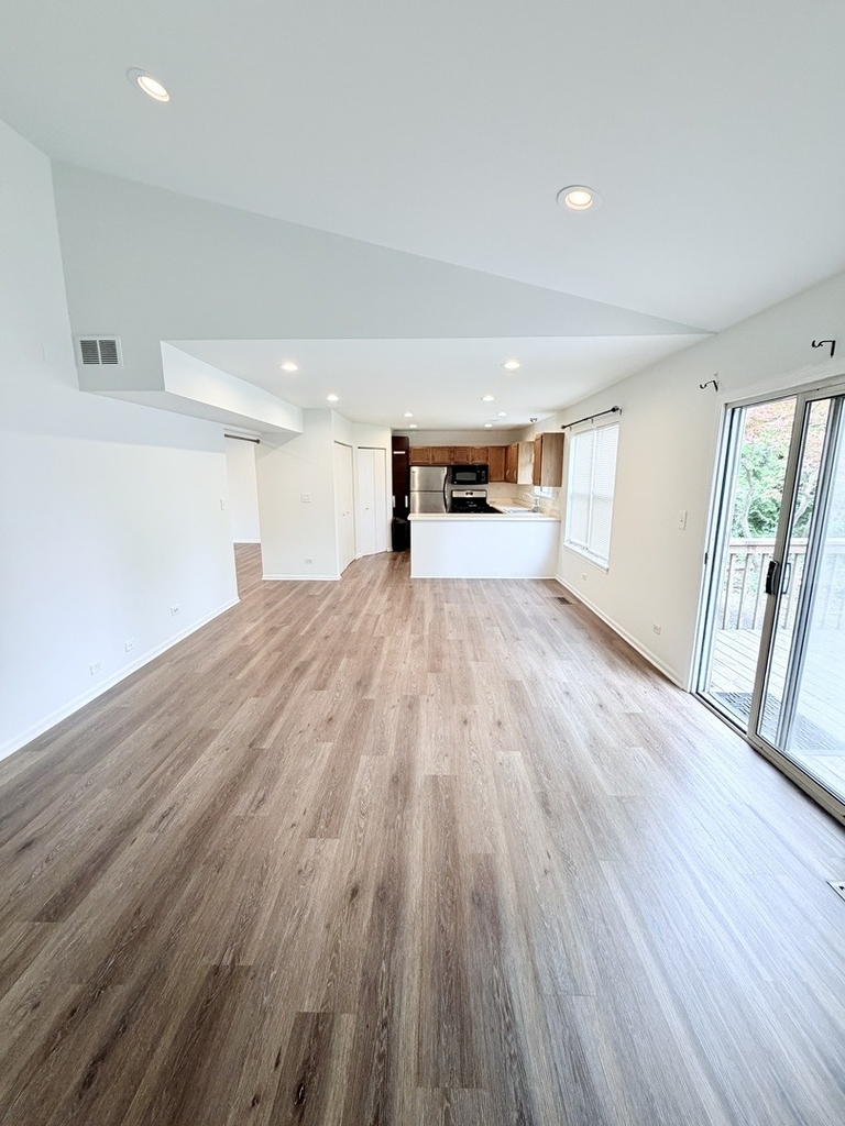1120 Keswick Lane - Photo 8