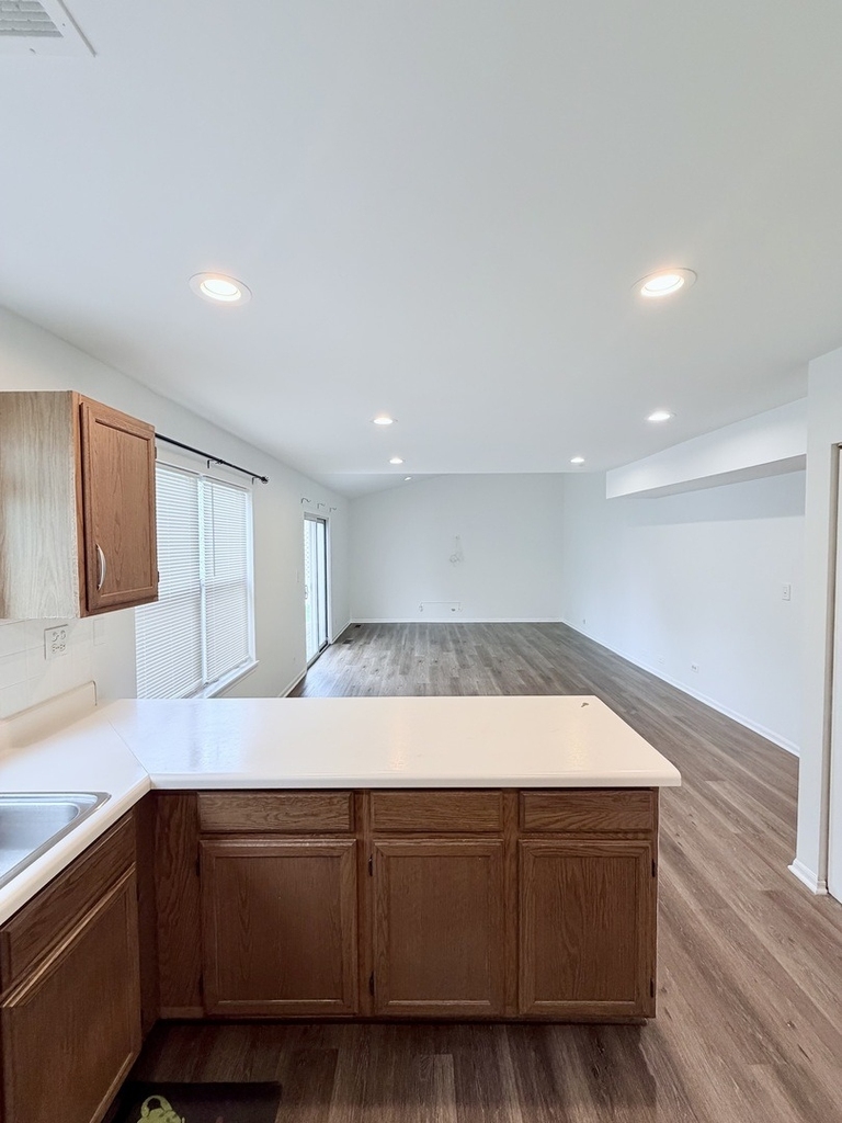 1120 Keswick Lane - Photo 7