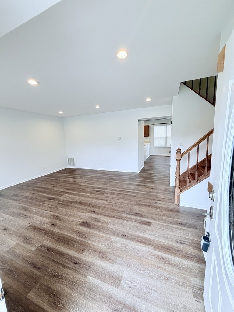 1120 Keswick Lane - Photo 1