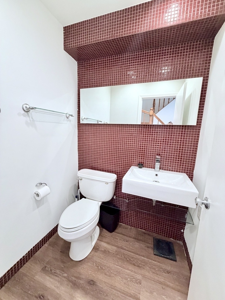 1120 Keswick Lane - Photo 4