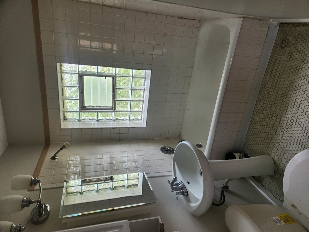 2835 W Byron Street - Photo 7