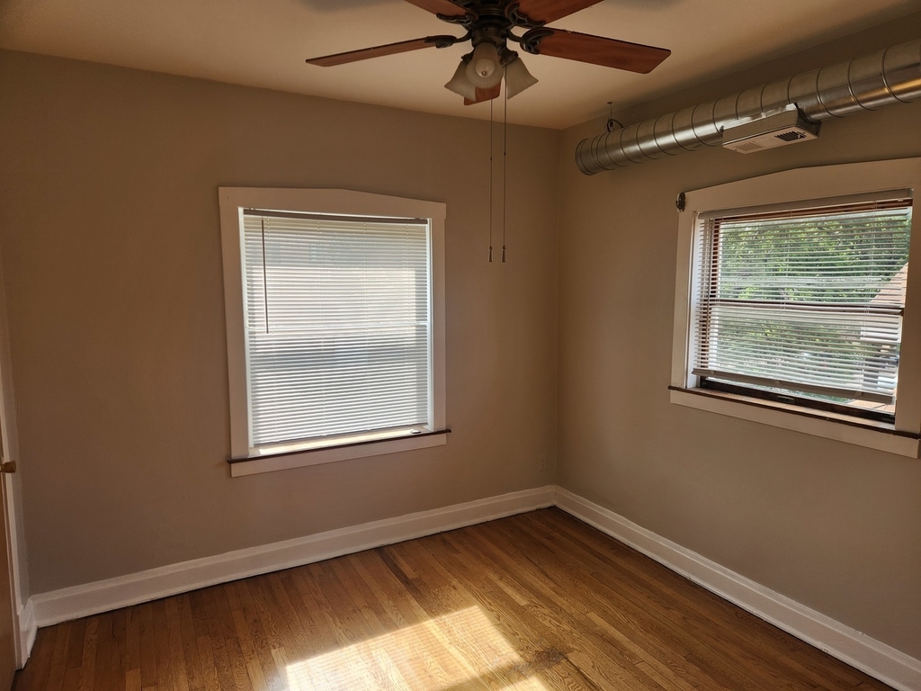 2835 W Byron Street - Photo 5
