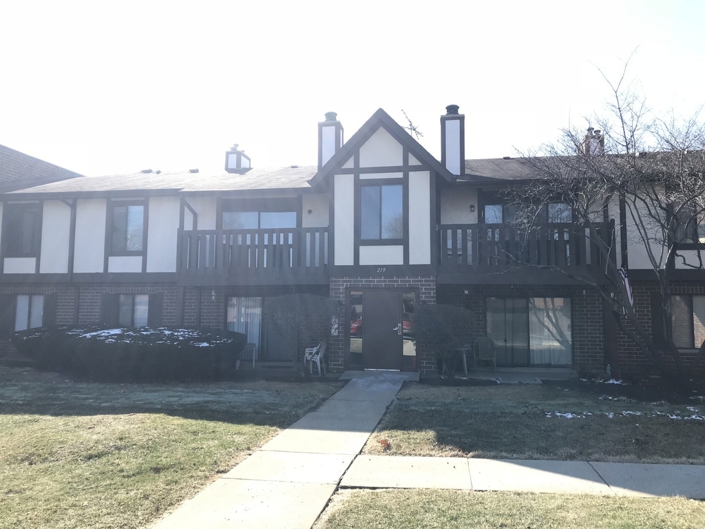 219 Uteg Street - Photo 0