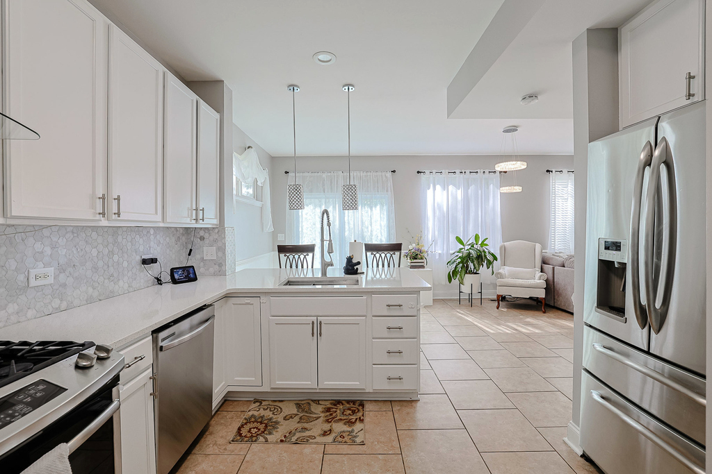 1854 S Fallbrook Drive - Photo 9