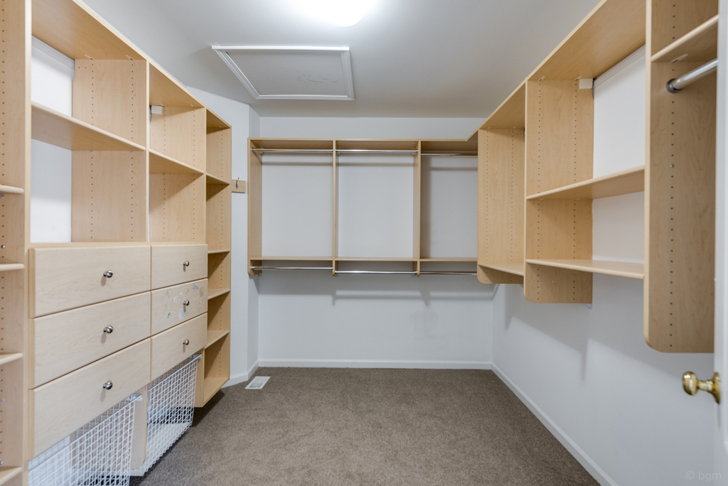 954 Campbell Drive - Photo 15