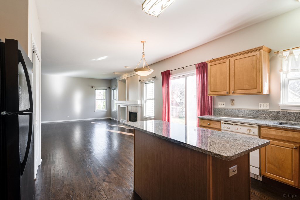 954 Campbell Drive - Photo 11