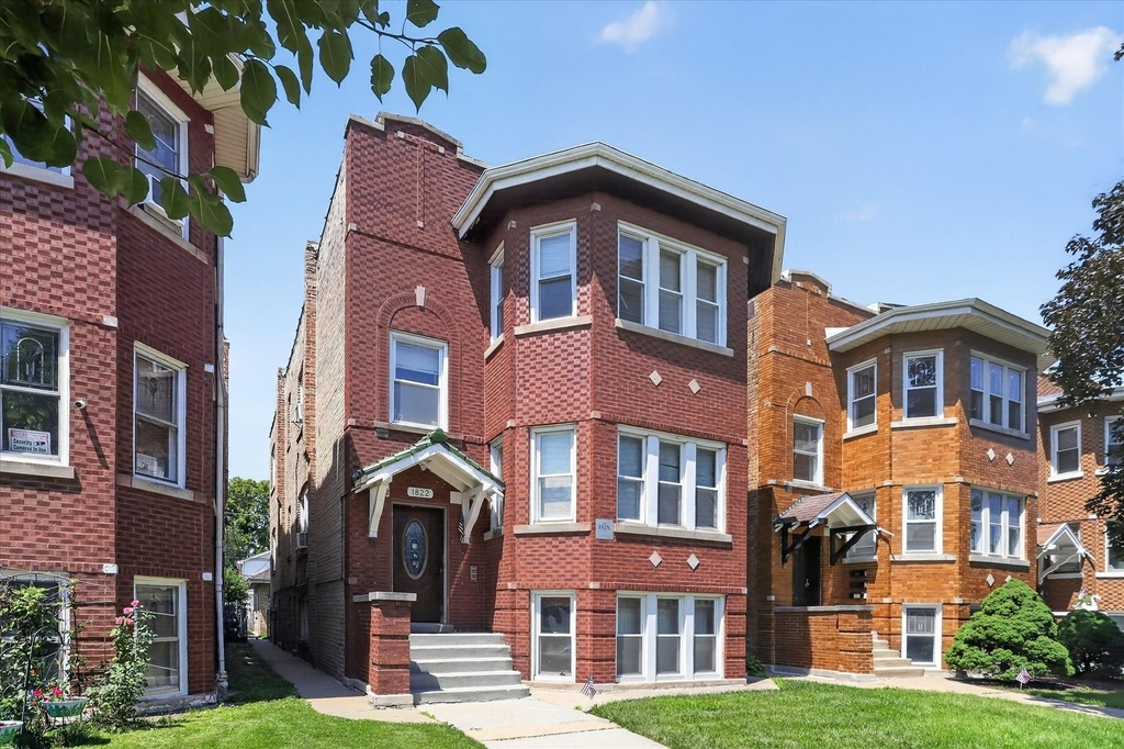 1822 Gunderson Avenue - Photo 1