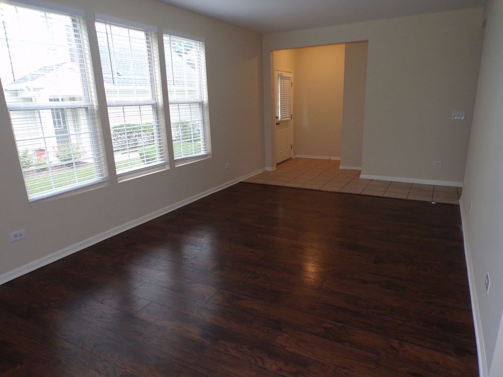 120 W Buckingham Drive - Photo 3