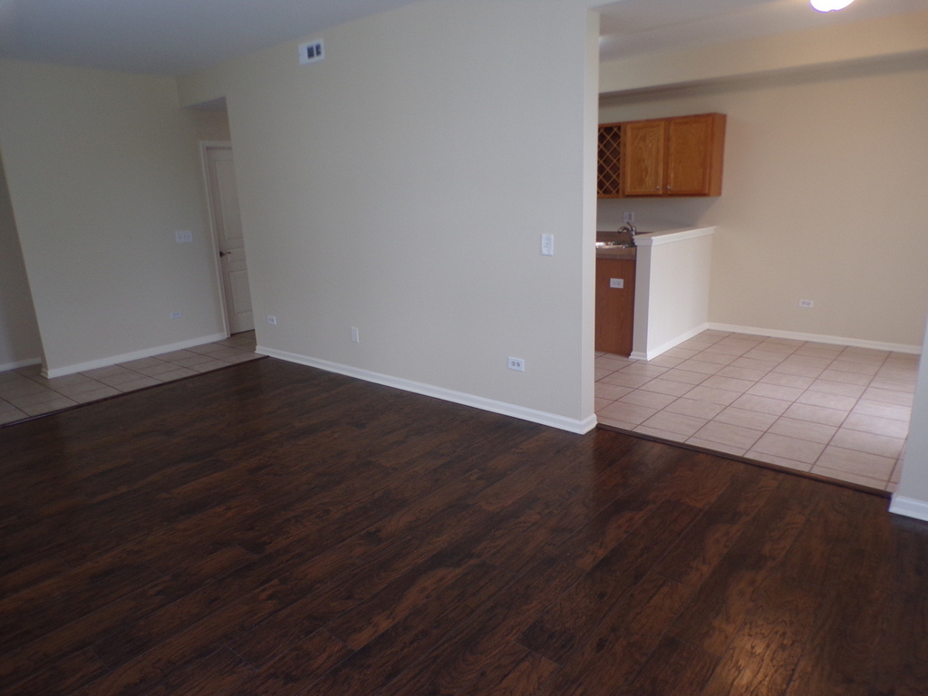 120 W Buckingham Drive - Photo 5