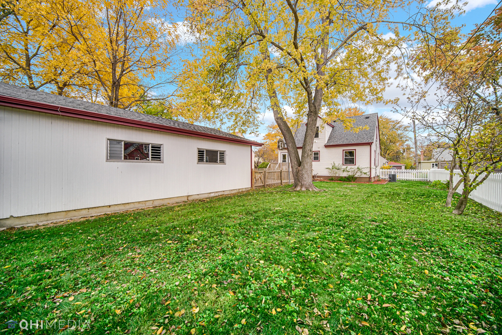 6661 Glenview Drive - Photo 24