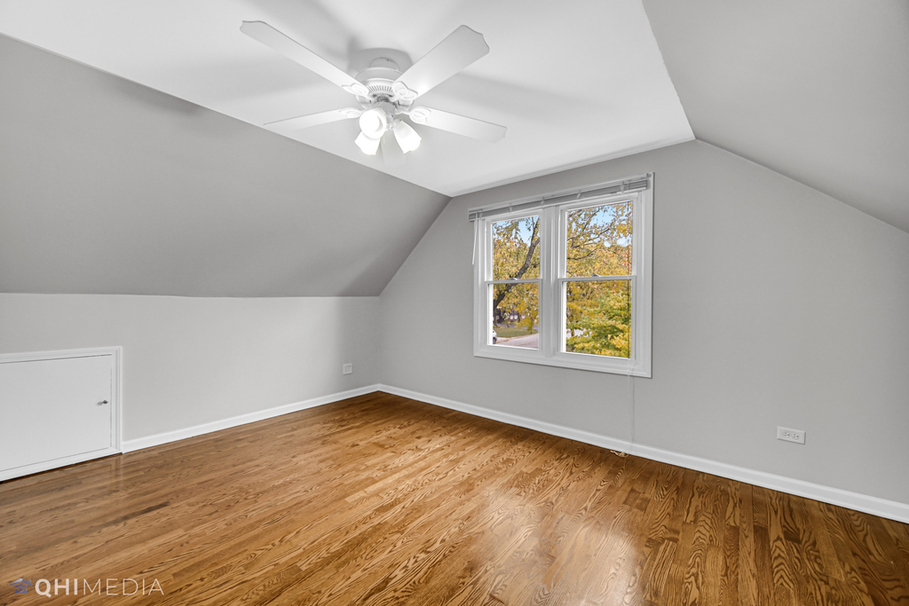6661 Glenview Drive - Photo 14
