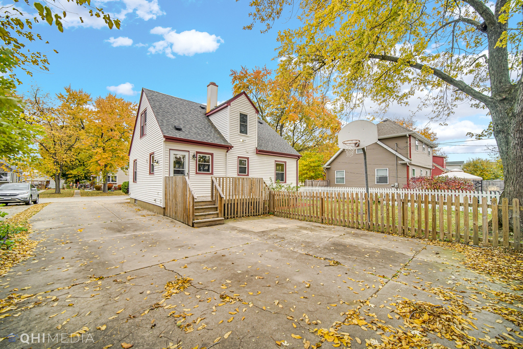 6661 Glenview Drive - Photo 22