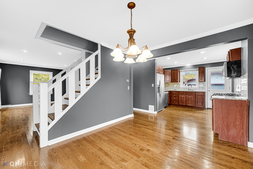 6661 Glenview Drive - Photo 8