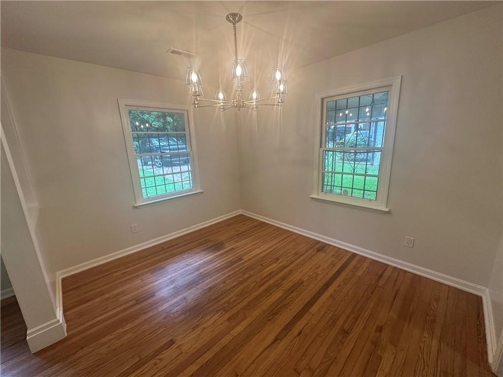 349 Laquita Drive Se - Photo 2