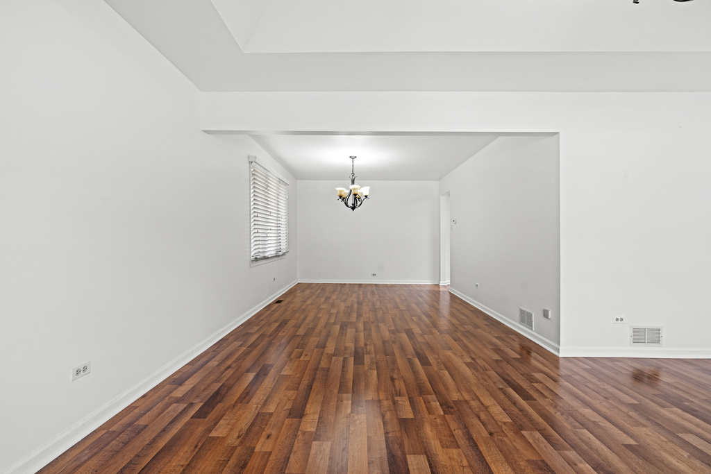 16527 Orange Avenue - Photo 7