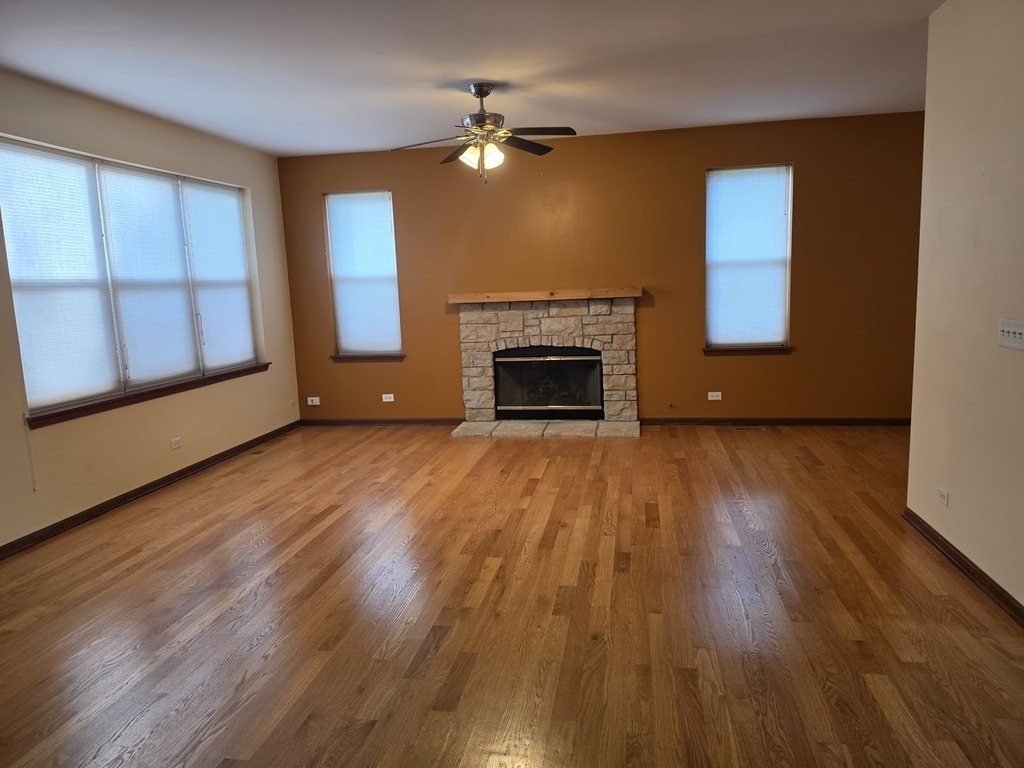 2350 Fishhook Way - Photo 3