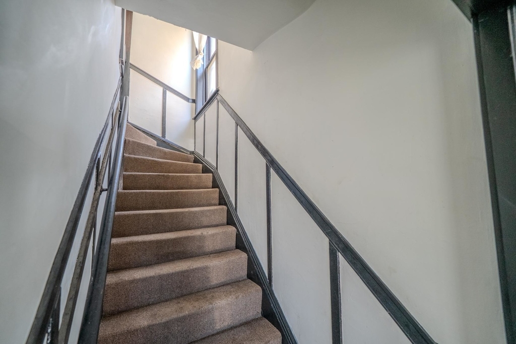 7916 S Throop Street - Photo 1