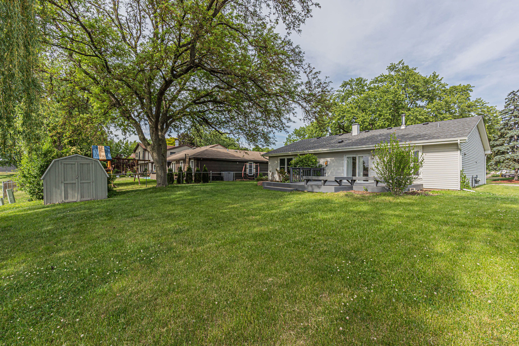 184 S Circle Avenue - Photo 15