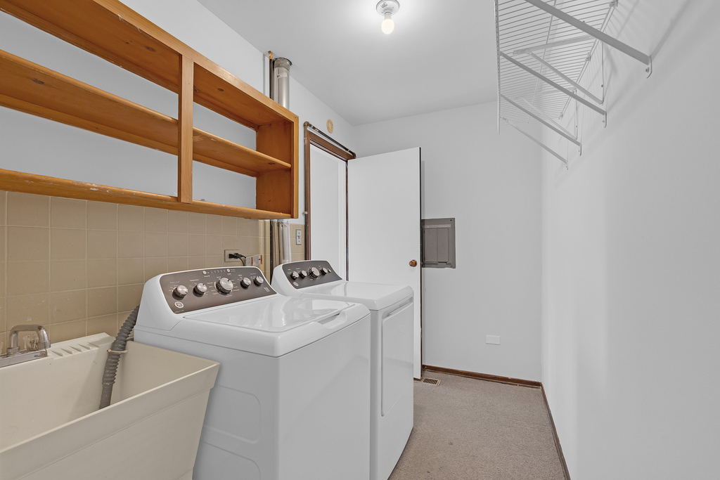 184 S Circle Avenue - Photo 13