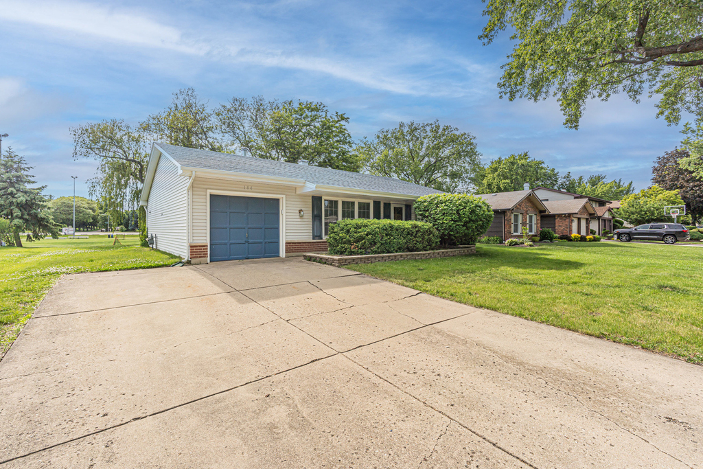 184 S Circle Avenue - Photo 1