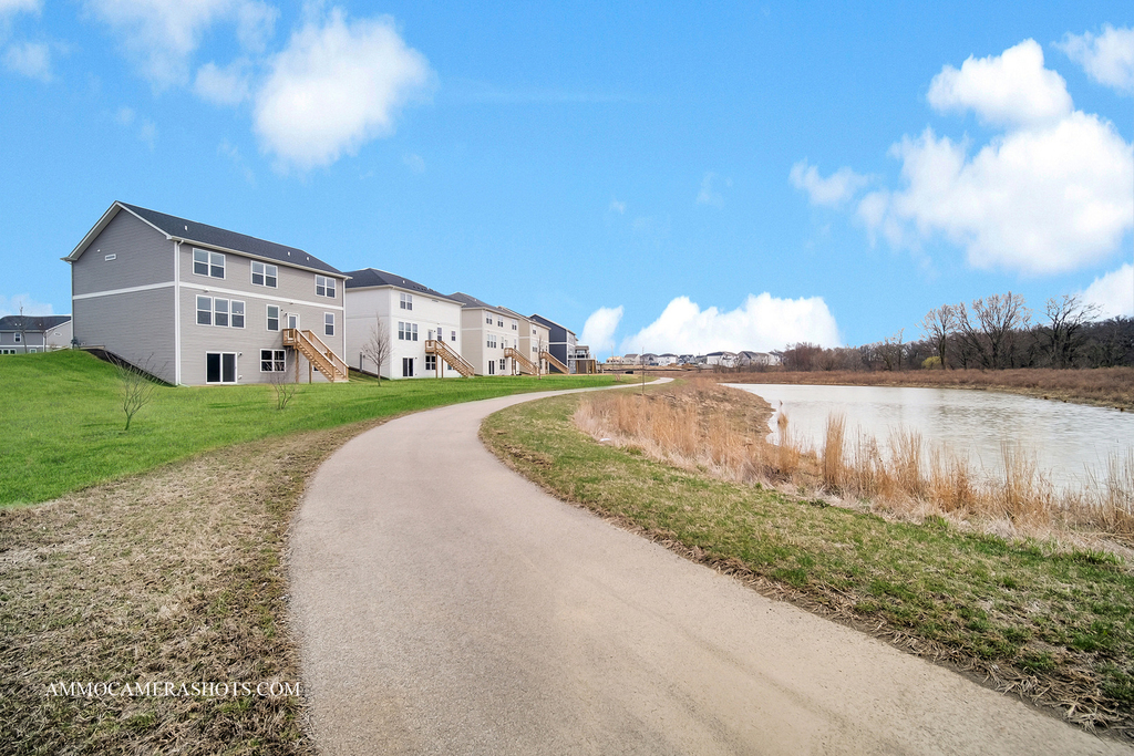 1398 Kessler Drive - Photo 35