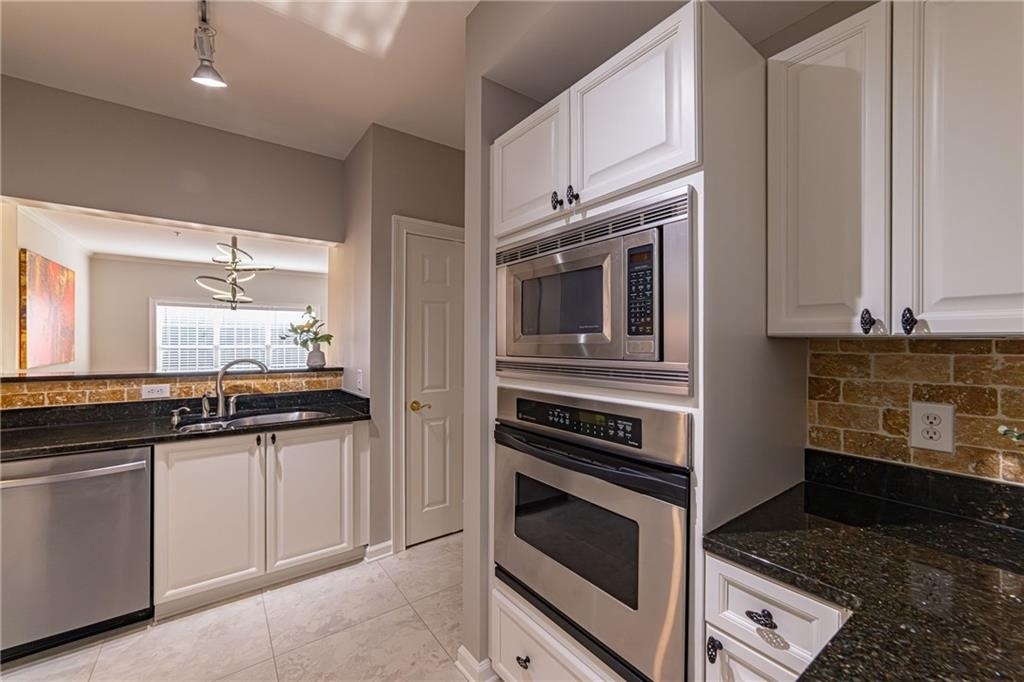 3275 Lenox Road Ne - Photo 11