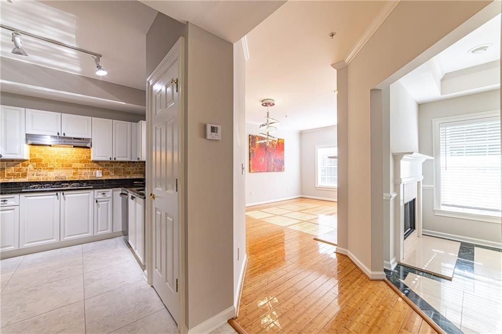 3275 Lenox Road Ne - Photo 2