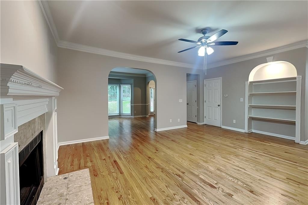 811 Springdale Crossing - Photo 2