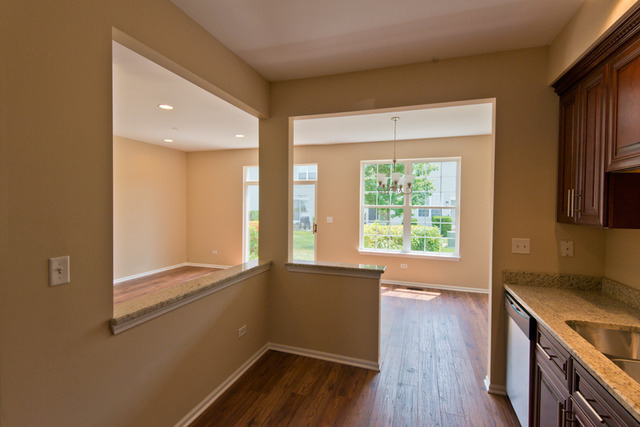 2927 White Thorn Circle - Photo 3