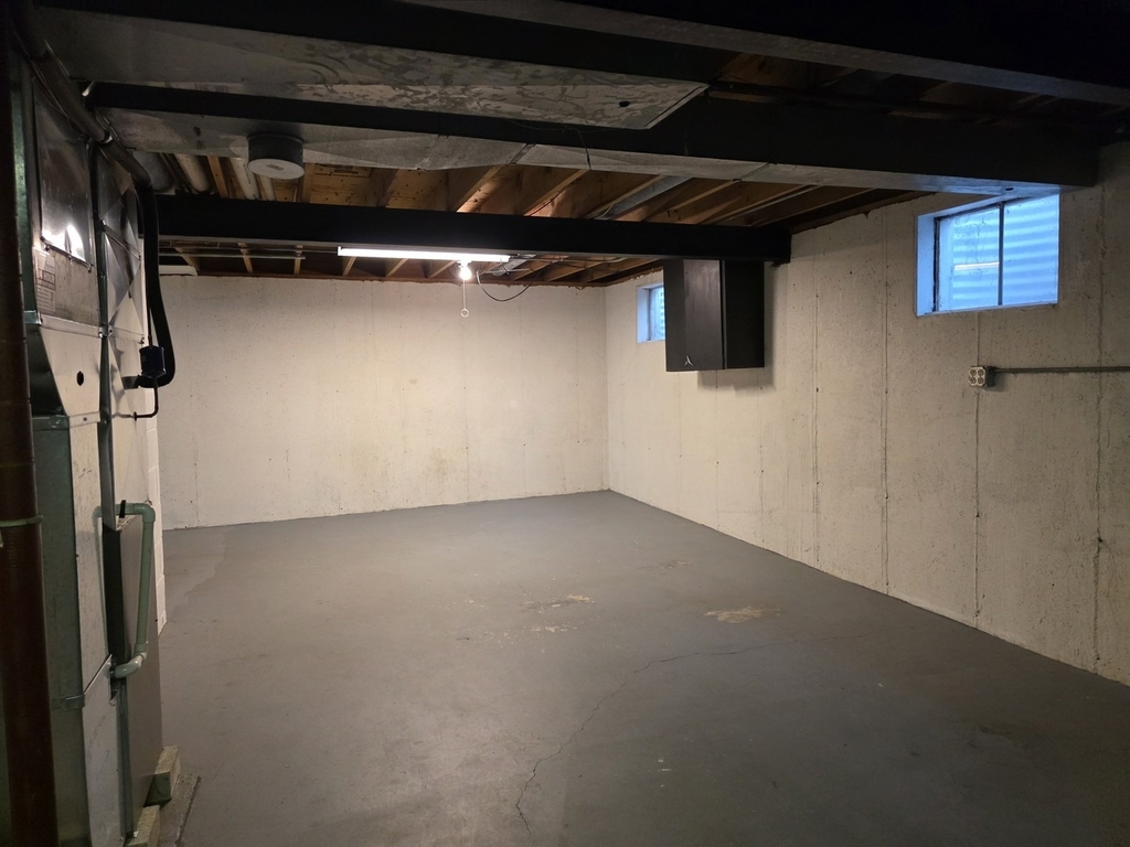 87 W Surrey Lane - Photo 54
