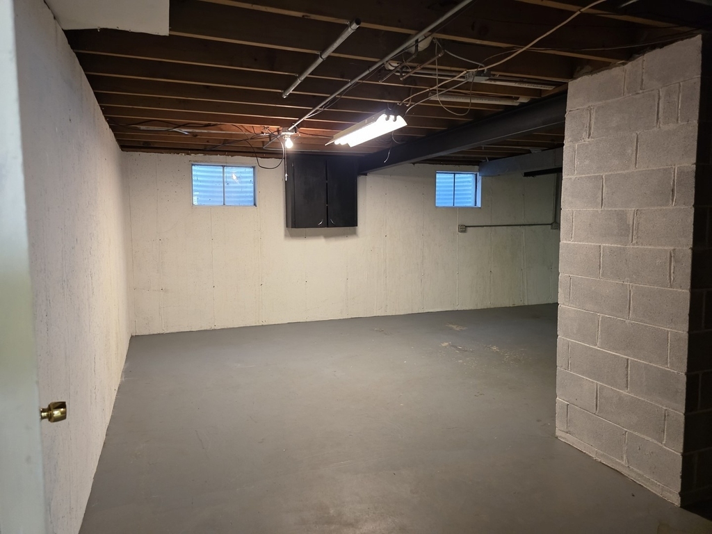 87 W Surrey Lane - Photo 53