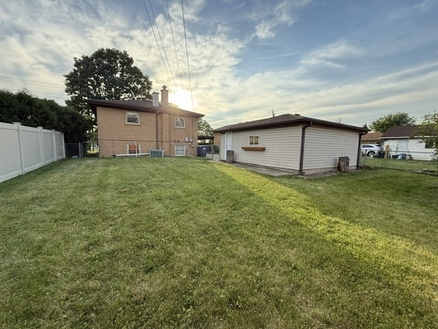 2185 Lee Street - Photo 6
