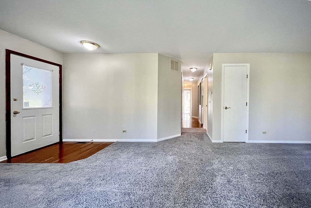120 Inverness Court - Photo 4