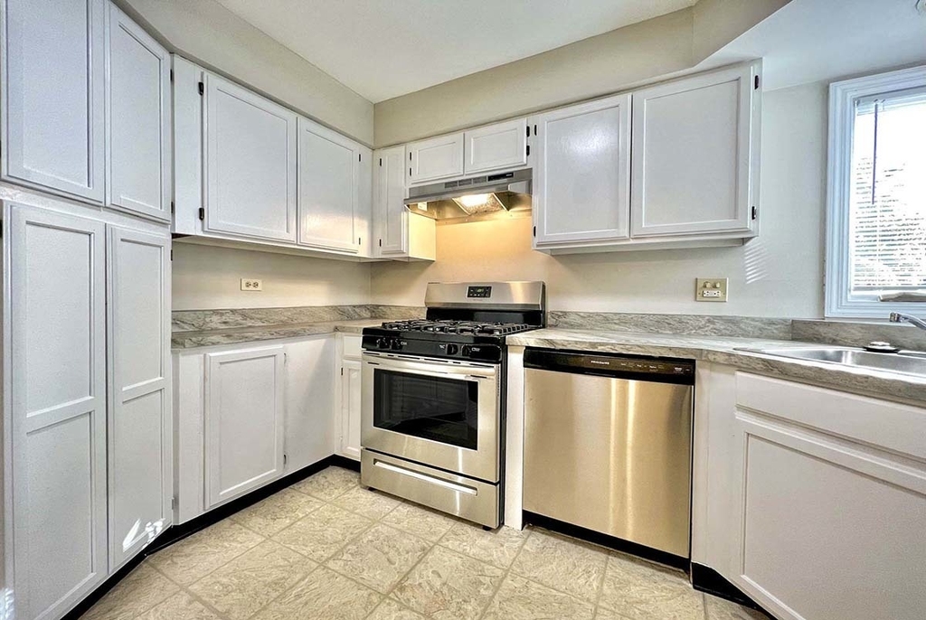 120 Inverness Court - Photo 7