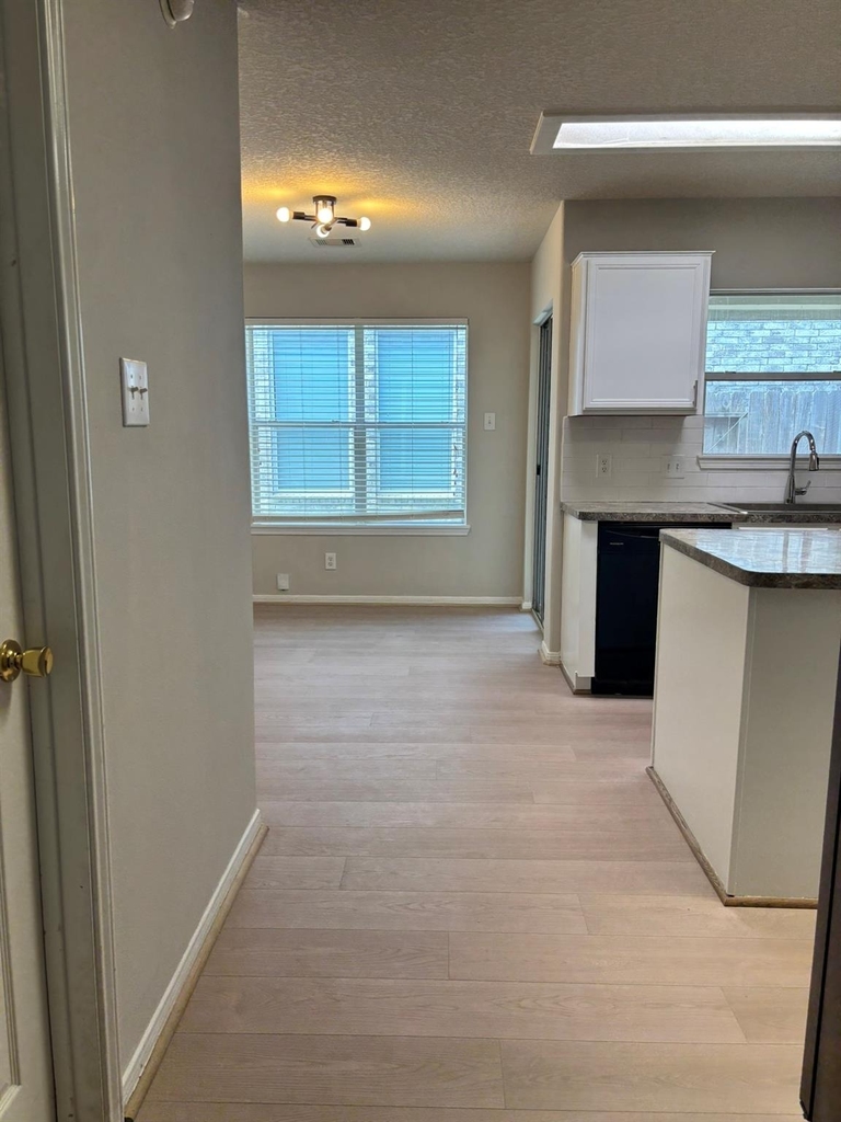 22531 Goss Spring Court - Photo 8