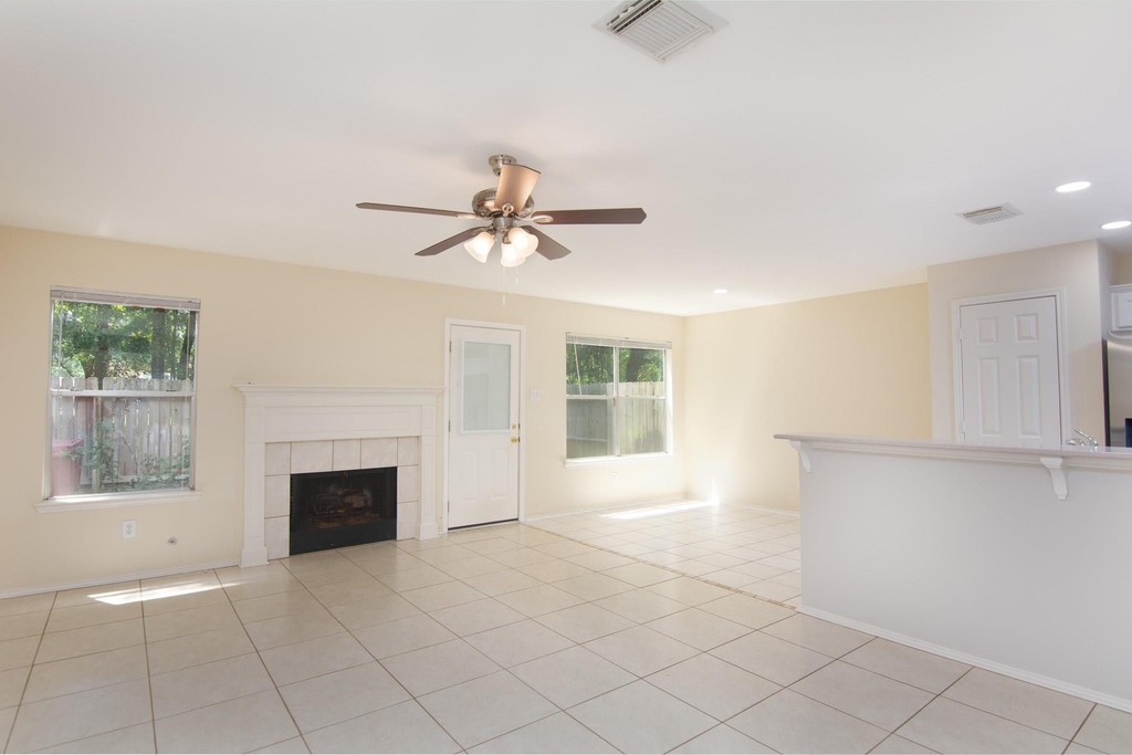 127 Villa Oaks - Photo 10