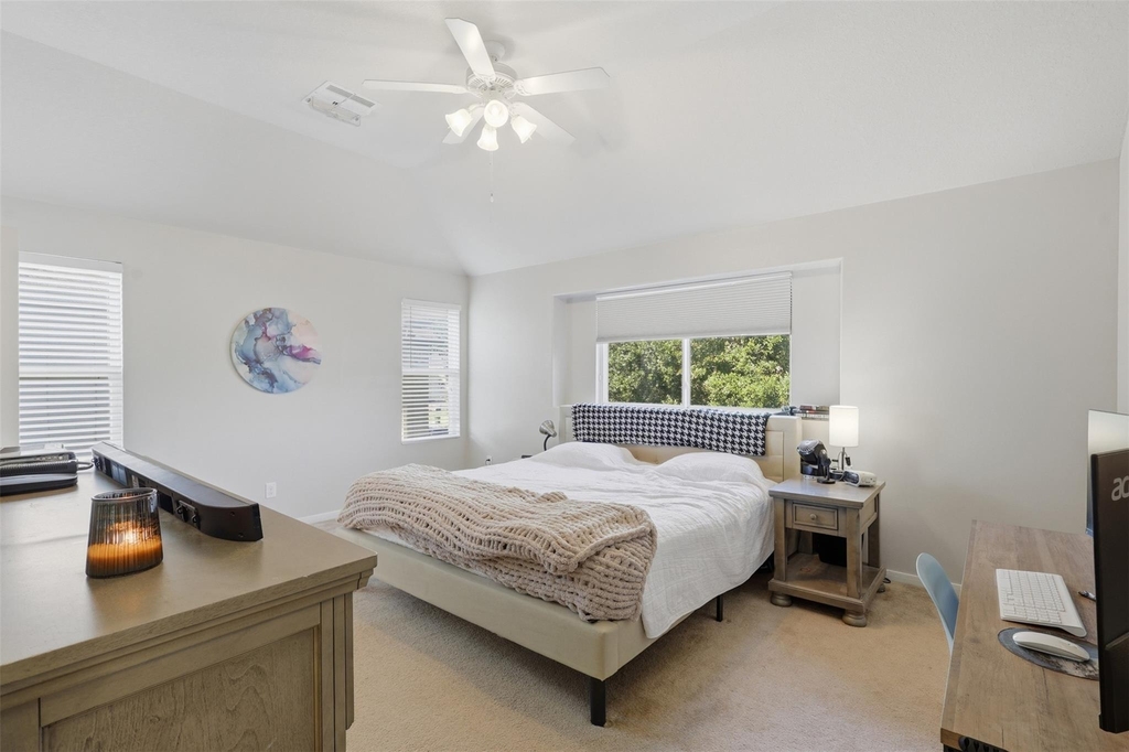 16852 Greenhouse Street - Photo 4