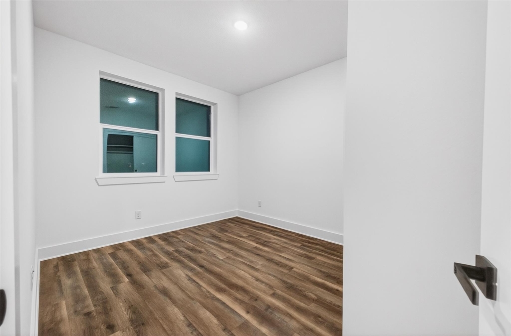 3003 Delano Street - Photo 38