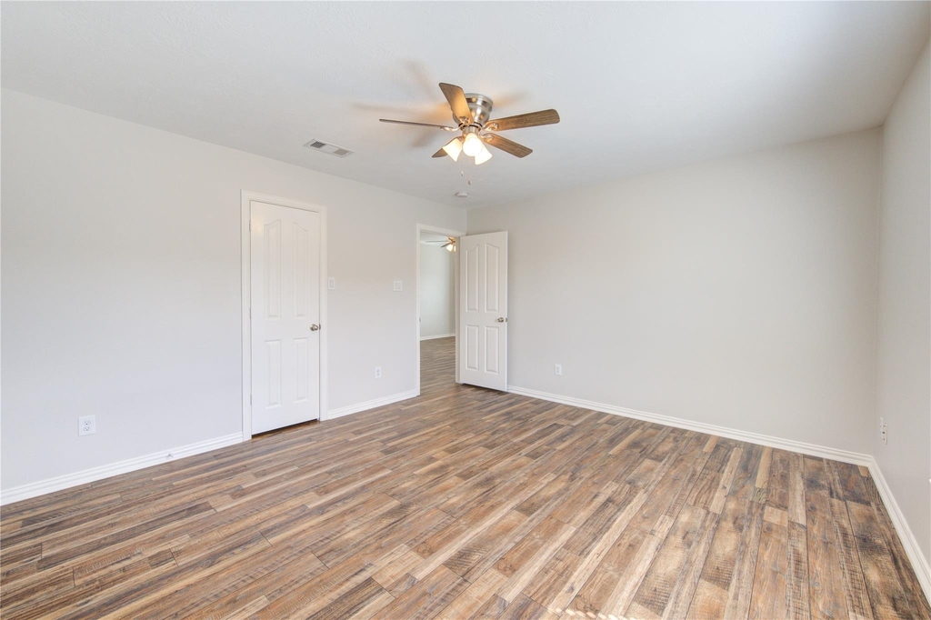24615 Lakecrest Bend Drive - Photo 27