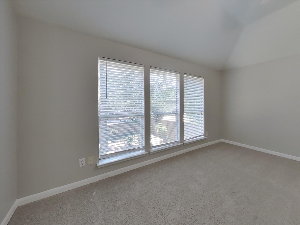 1735 Wilderness Park Court - Photo 5