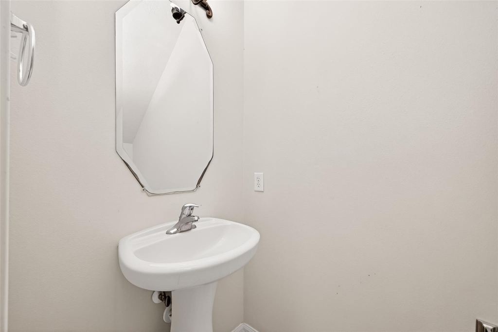 11 Nestlewood Place - Photo 6