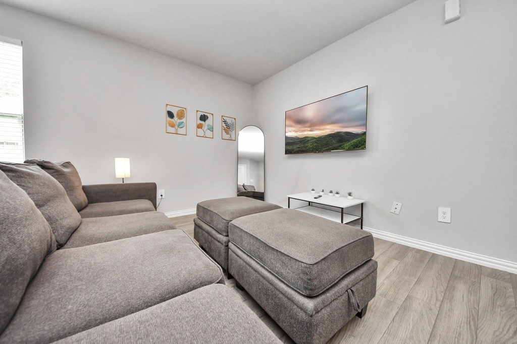 9027 Madera Road - Photo 6