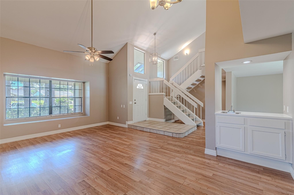18506 Creekfield Court - Photo 16